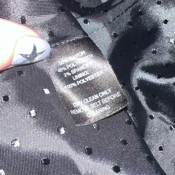 WHBM Flutter Blazer - Picture 5 of 9